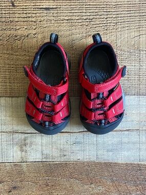 Keen Newport H2 Shoes Sz 5